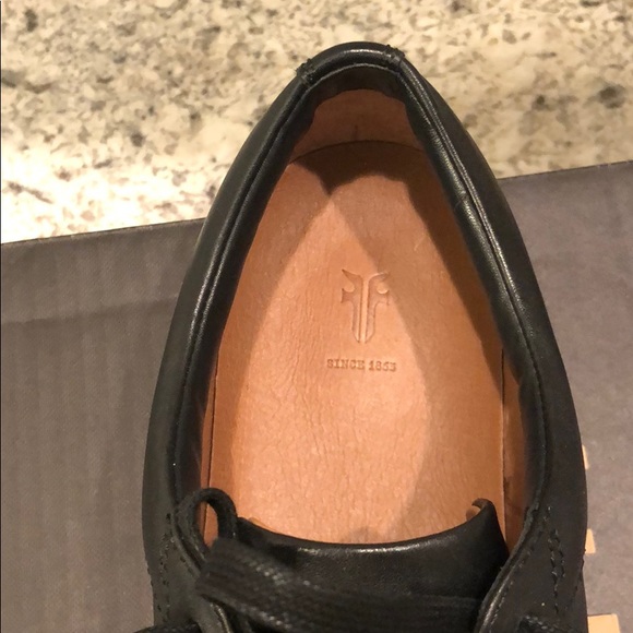 frye essex low folded edge